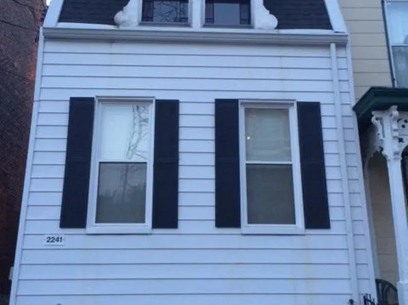 2241 Stratford Ave, Cincinnati, OH 45219