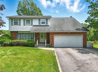 7265 Kingsview Dr, Northfield, OH 44067