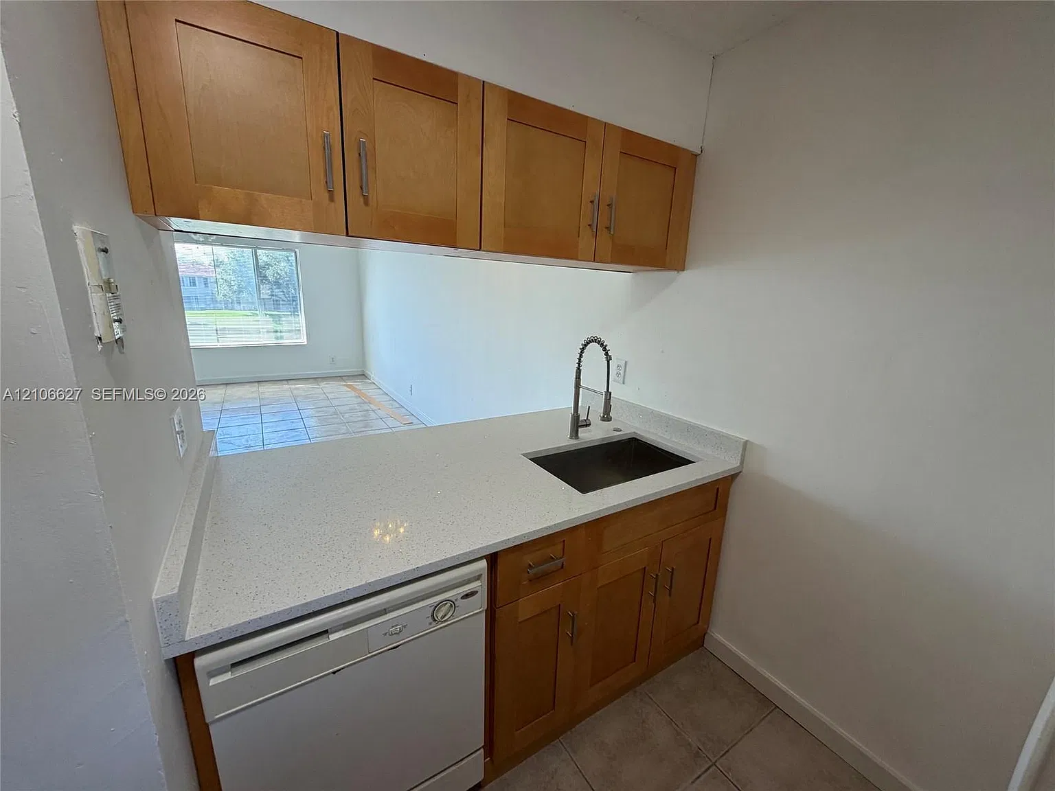 Lakewood Village — Photo 3