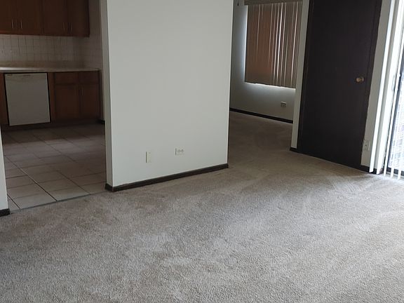 4th image of 9105 Kennedy Ct APT 204