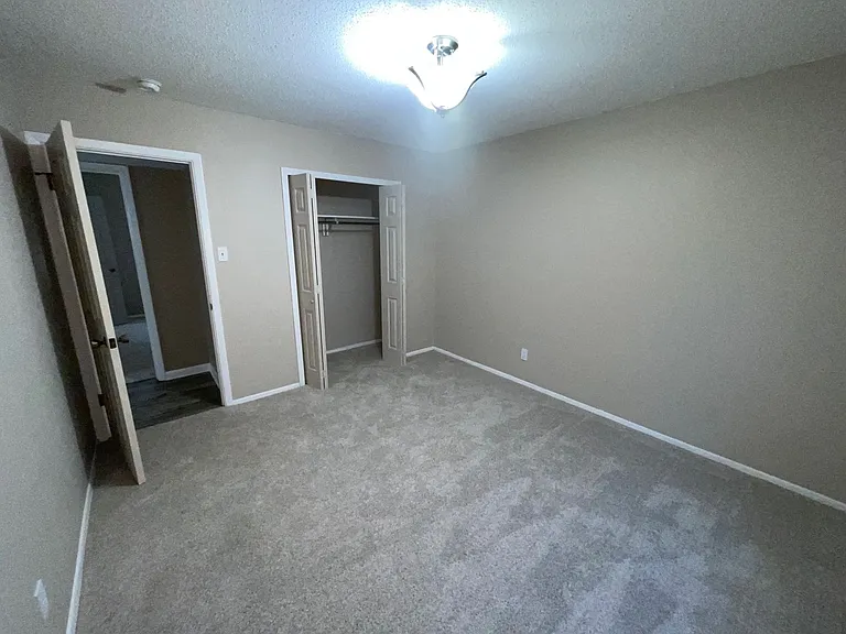 1101 Lehman Dr — Photo 12