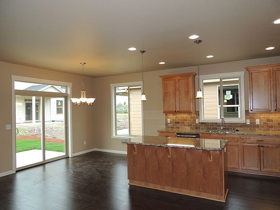 4th image of 12709 NE 54th Way