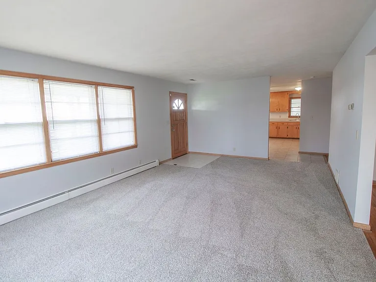 1303 Smiley Ln — Photo 14