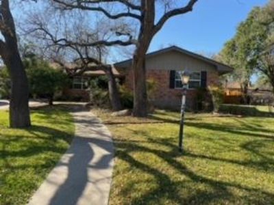 114 Spanish Oak Ln, Kerrville, TX, 78028