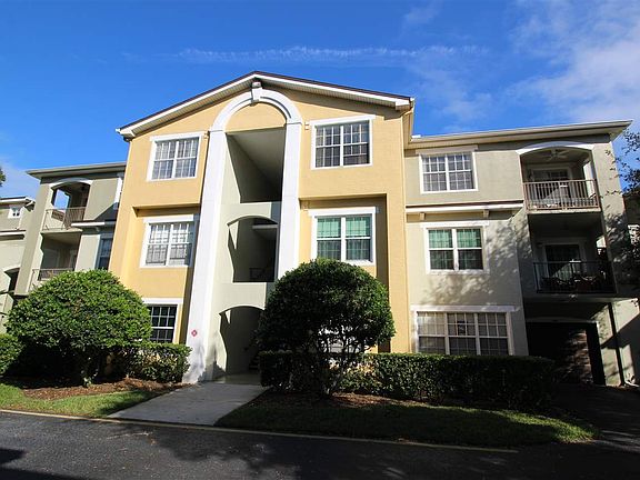 2nd image of 2005 Mariposa Vista Ln APT 305