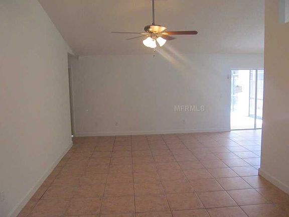 4th image of 132 Sunny Oak Trl