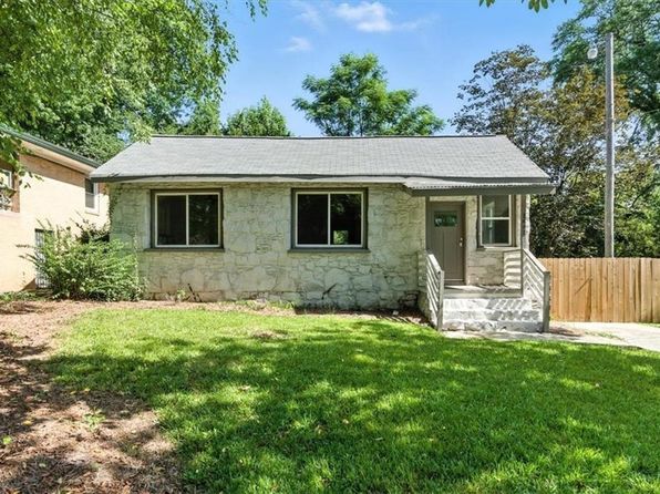 1441 Ezra Church Dr NW