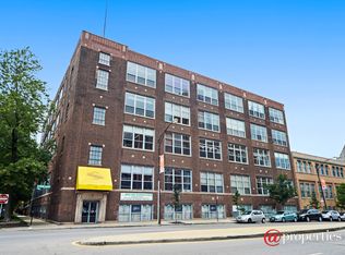 1733 W Irving Park Rd APT 306, Chicago, IL 60613