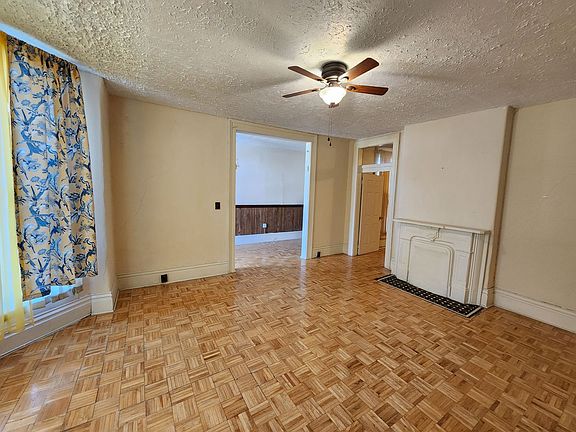 4th image of 2702 W Jefferson St #1