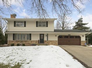 10553 Johnson Rd, Bloomington, MN 55437