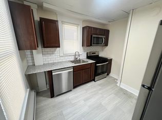 621 Myrtle Ave #1, Albany, NY 12208