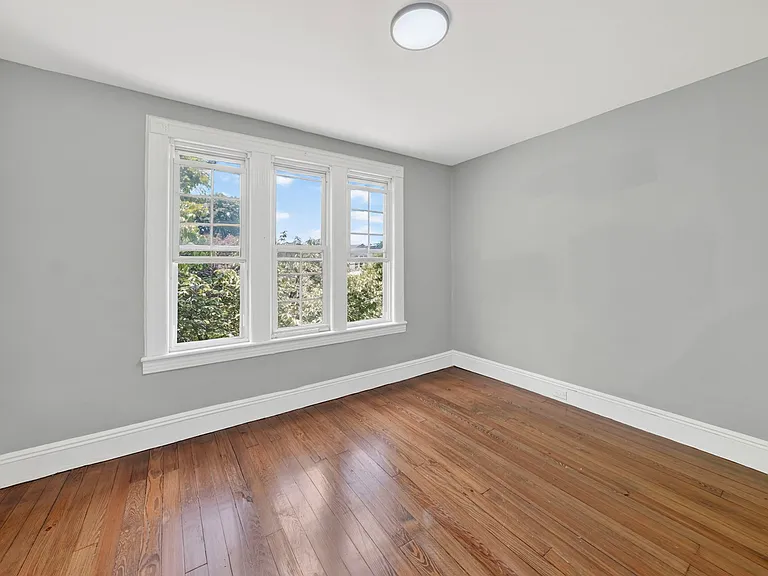 86 Curie Ave #2 — Photo 16