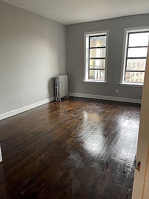 5th image of 1834 Caton Ave #6OO
