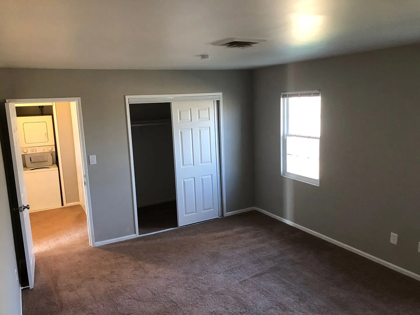 Welcome Home to Devonshire Park Apartments! — Photo 4