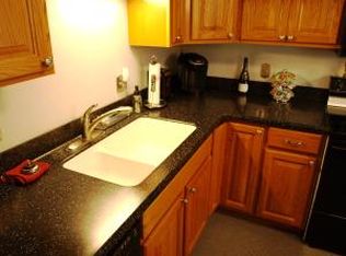 6406 S 25th St, Saint Joseph, MO 64504