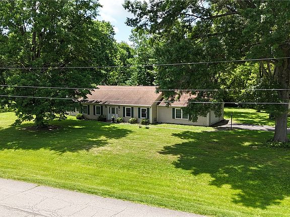 4th image of 6601 Cherrywood Ln