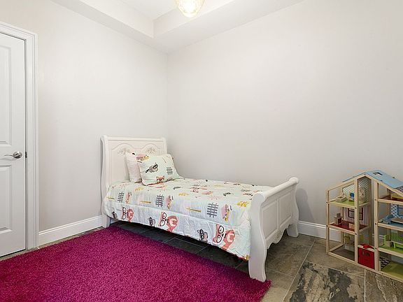 4th image of 49 Woodhull St #1B