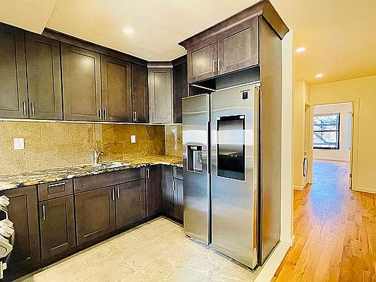 3rd image of 1136 Dean St #4