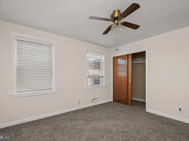 708 Umbra St — Photo 13