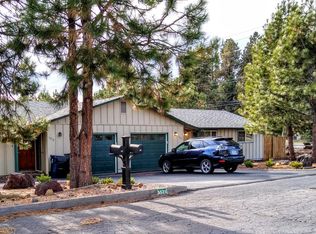 1507 SE Riviera Dr, Bend, OR 97702