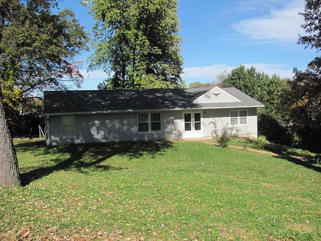 1st image of 10705 Clarendon Ave