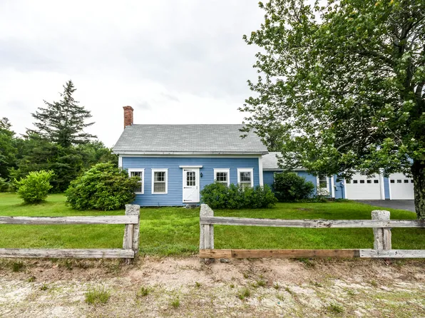 152 Raymond Hill Road, Raymond, ME 04071