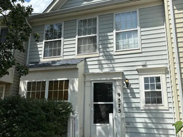 9575 Scales Pl, Bristow, VA 20136