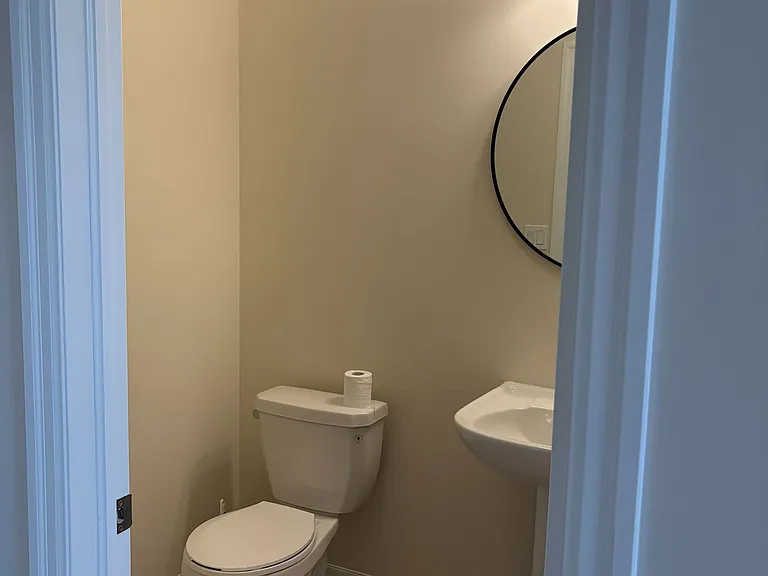 33 Stennett Dr — Photo 4