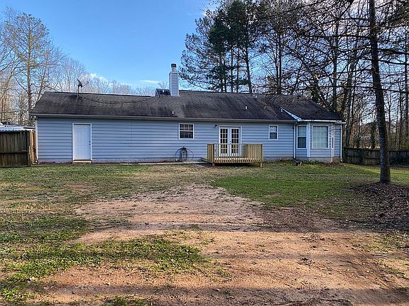 3rd image of 324 Mill Glen Ct