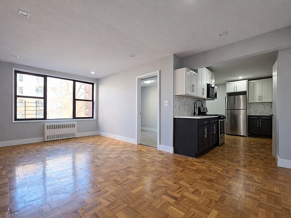 4th image of 525 Riverdale Ave APT 2J
