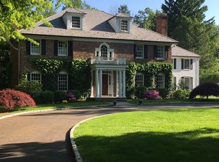 2 Stonewall Ln, Darien, CT 06820