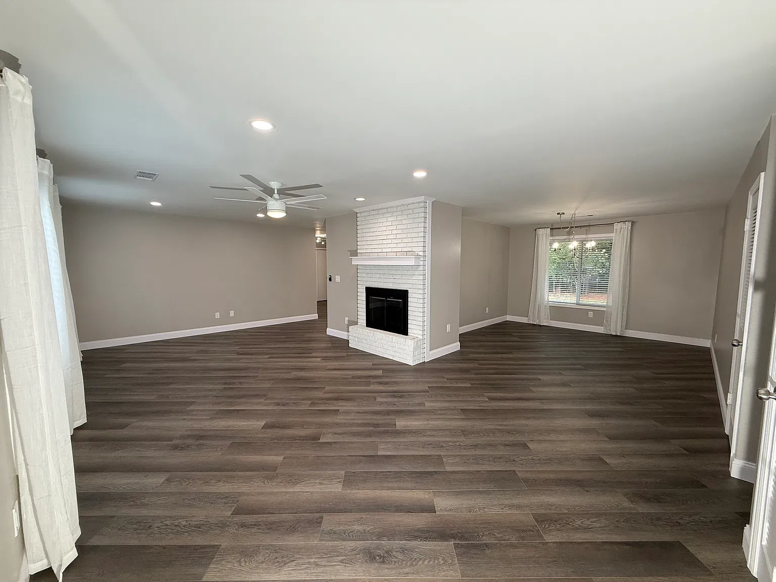 3 bed, 1865 sqft, $3,000 — Photo 3