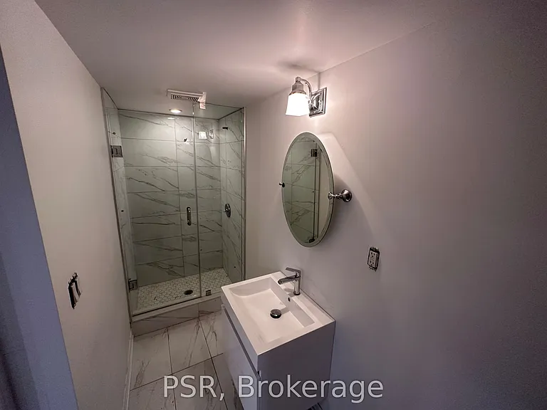 25 Coulson Ave #LOWER — Photo 13