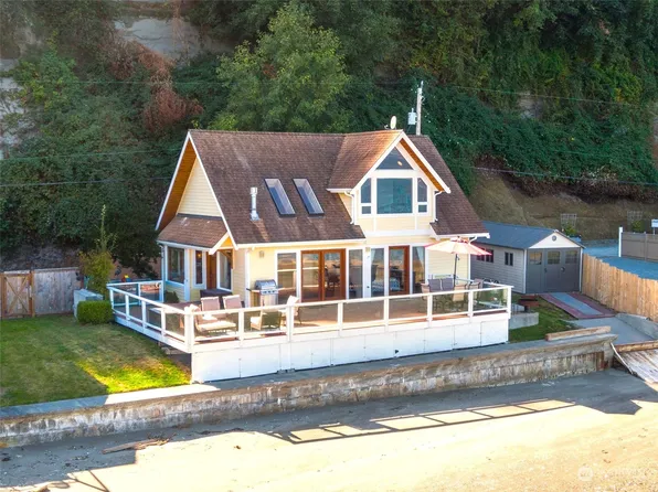 5979 Hastings Road, Clinton, WA 98236