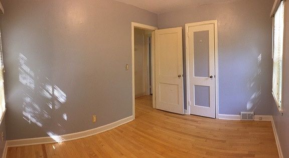 5th image of 1518 E 5th St