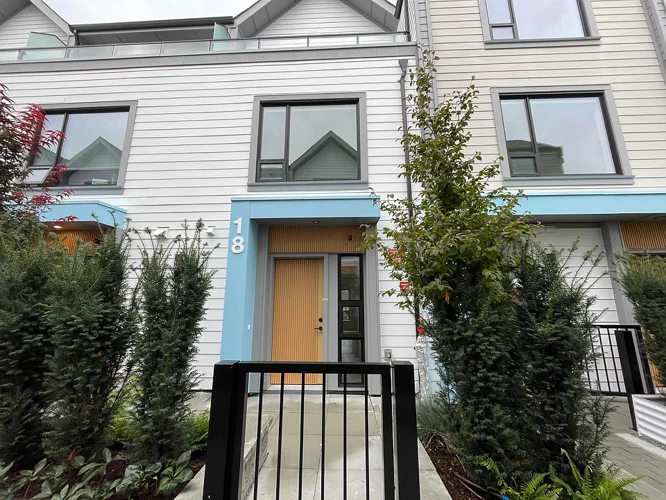 8899 Spires Rd #Townhouse 18
