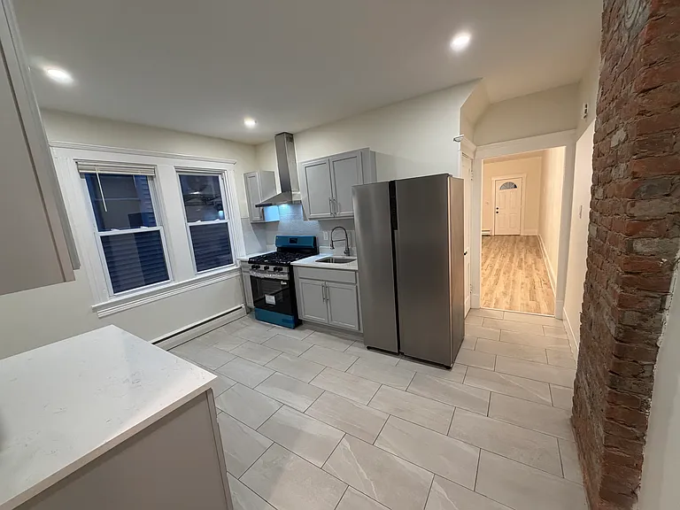 129 Beech St — Photo 13