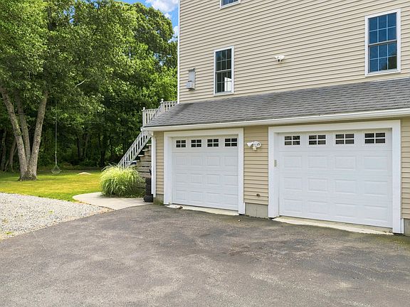 3rd image of 21 Forestview Dr