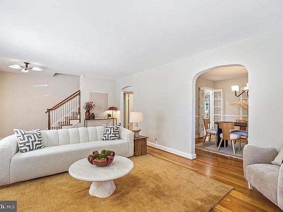 5th image of 8613 Irvington Ave