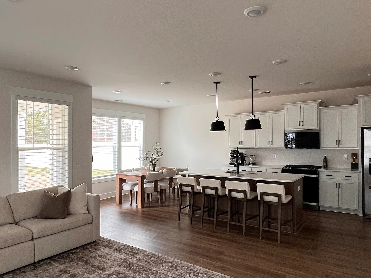 510 Reynard St — Photo 3