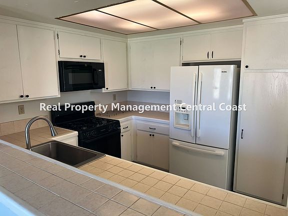 4th image of 1246 Laguna Ln