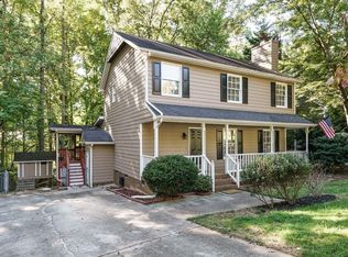 911 Balmoral Dr, Cary, NC 27511