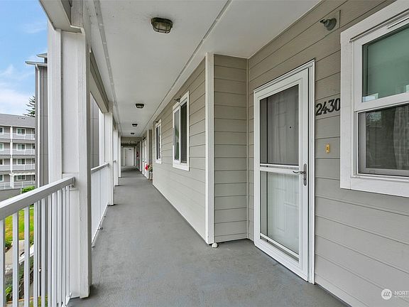 3rd image of 1318 37th Street #2430