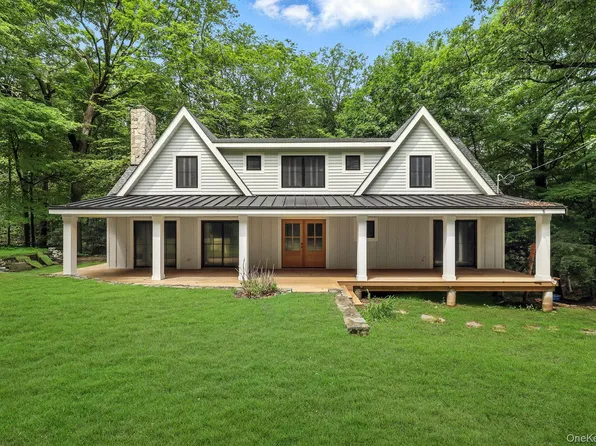 136 Roaring Brook Road, Chappaqua, NY 10514