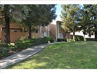 3rd image of 871 Cherry Creek Cir