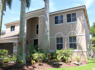 947 Nandina Dr, Fort Lauderdale, FL 33327