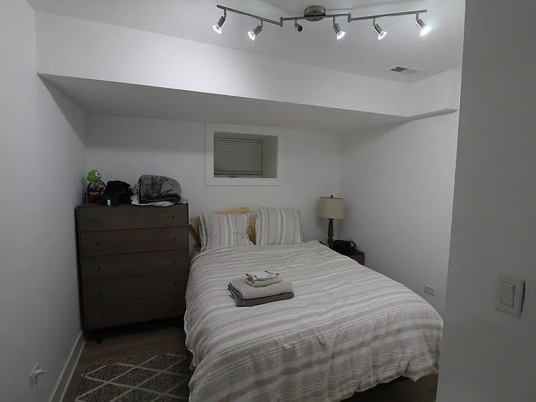 1544 N Bosworth Ave #G — Photo 5
