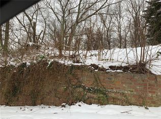 750 Bisson Ave, Akron, OH 44307