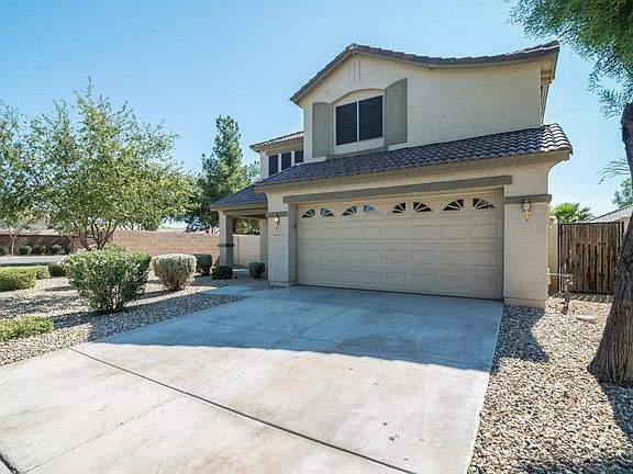 3rd image of 10505 W La Reata Ave