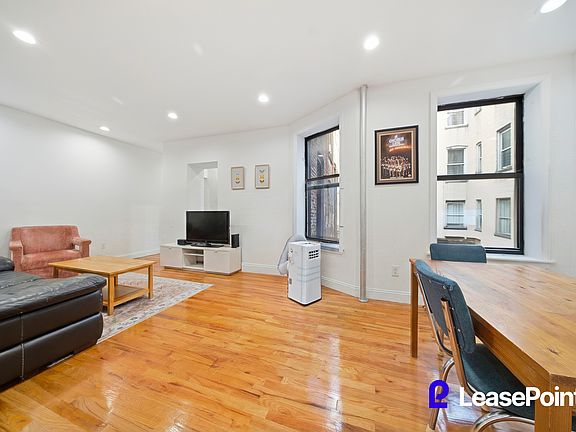4th image of 509 W 170th St APT 31